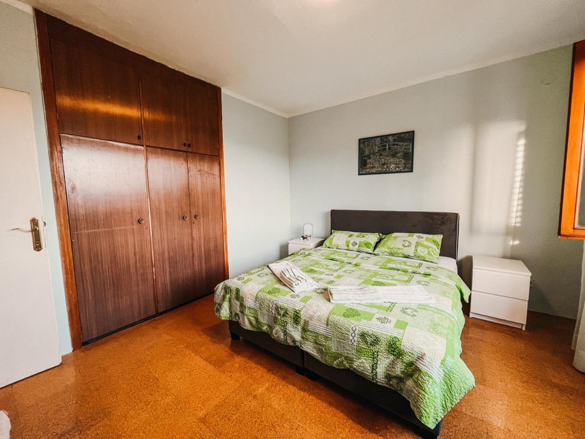Vladivostok Apartments Тиват Экстерьер фото