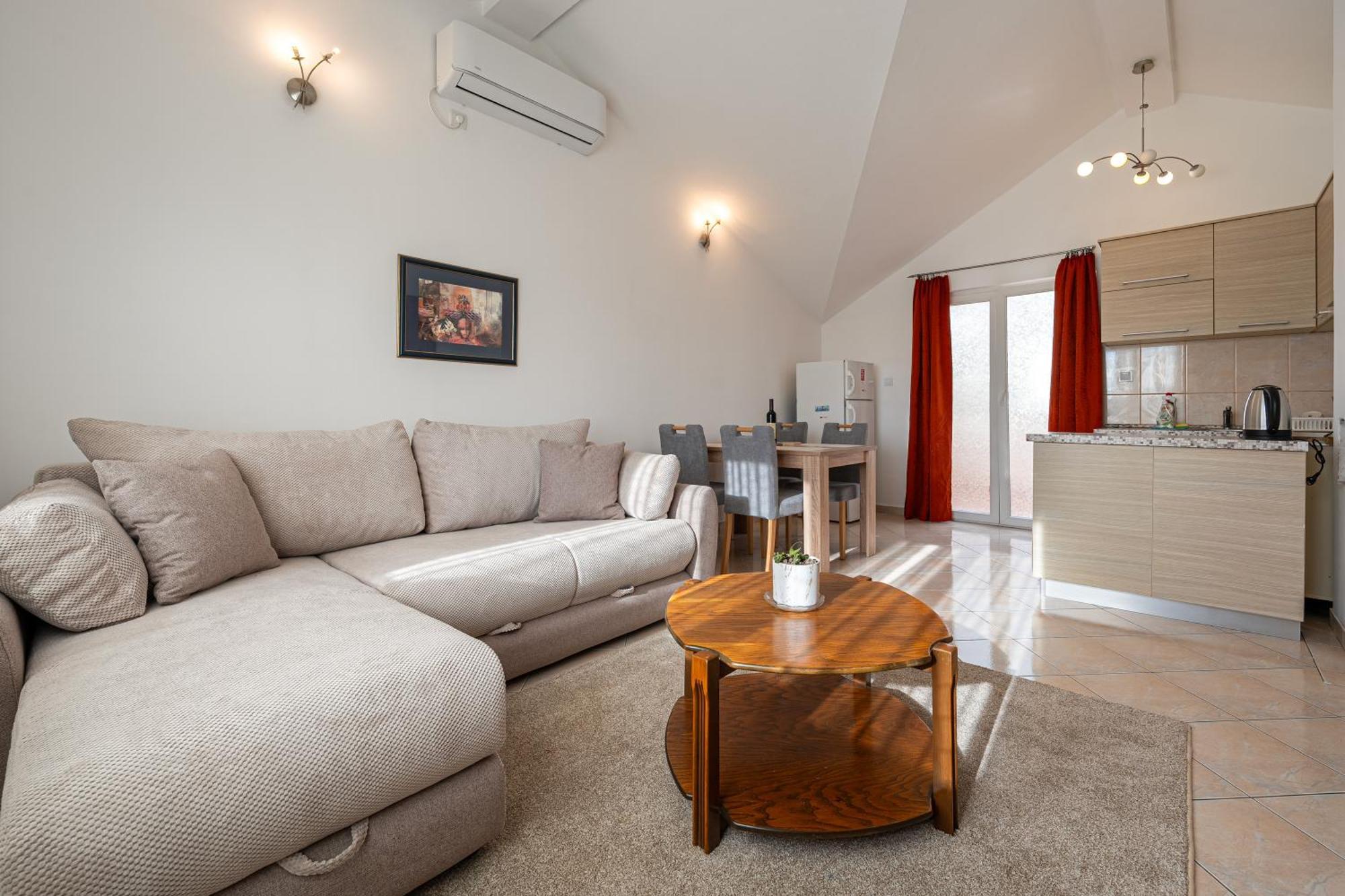 Vladivostok Apartments Тиват Экстерьер фото