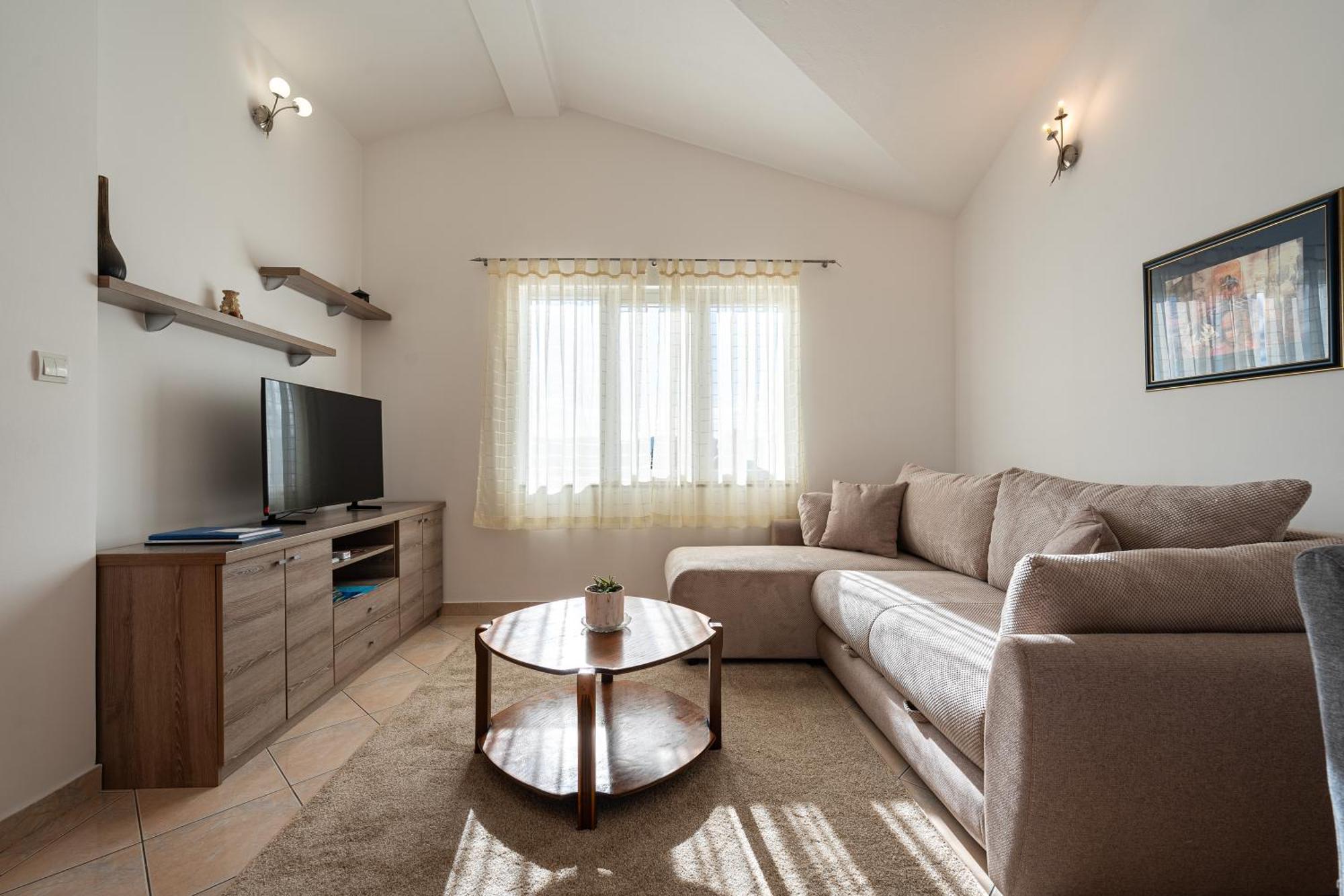 Vladivostok Apartments Тиват Номер фото